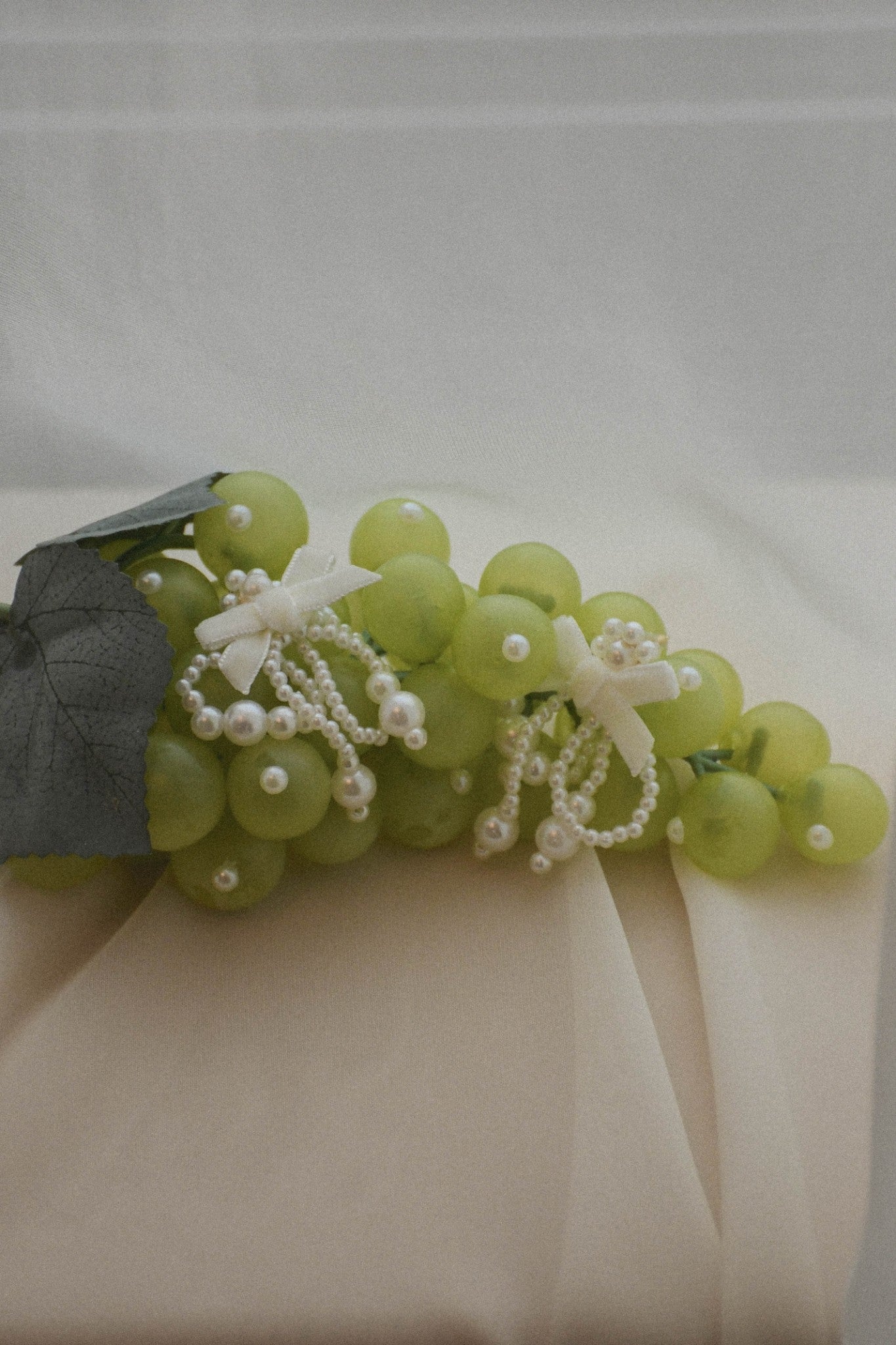 velour ribbon pearl pierce LP-10